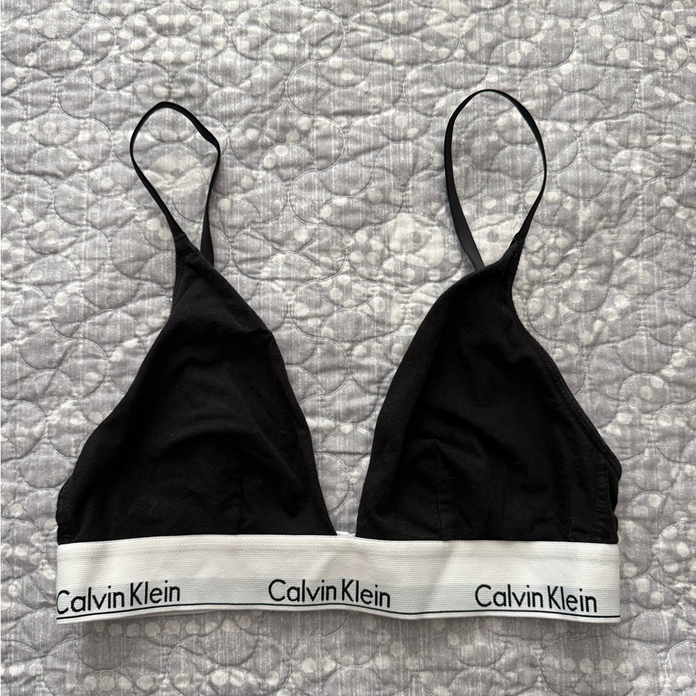 🦄 Calvin Klein Black Bralette with White Band